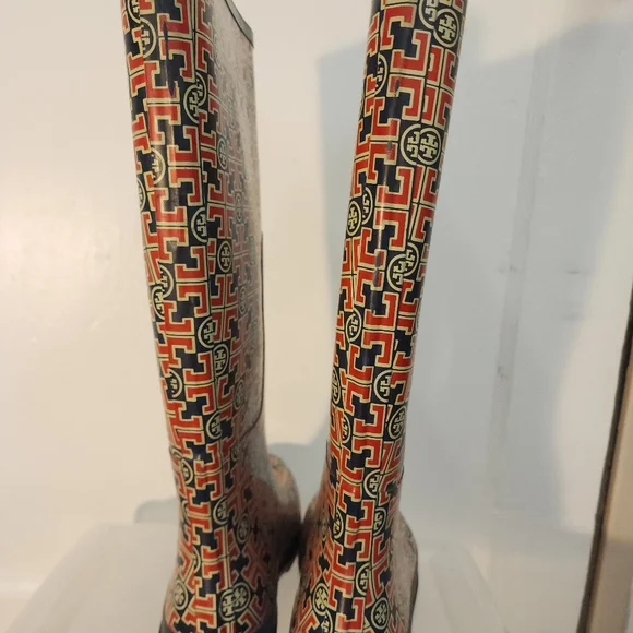 Women’s Tory Burch Logo Rain Boots Wellies Waterproof Knee High Tall Size 8 EUC - Picture 2 of 7